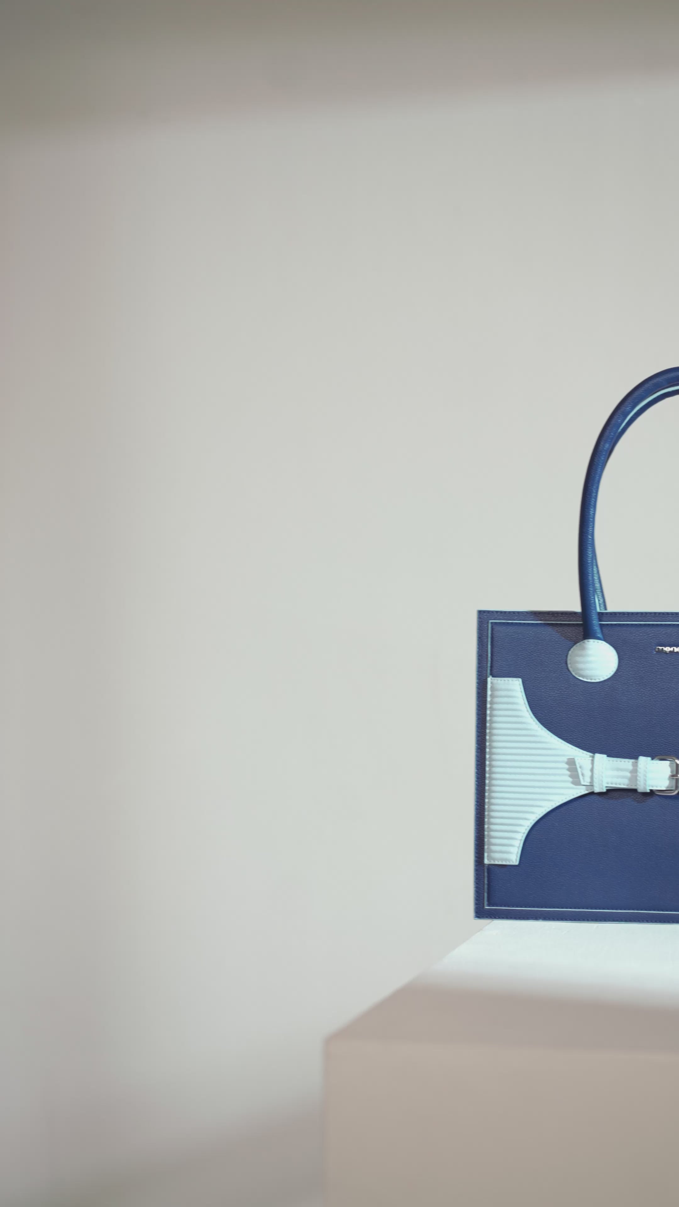 NAVY MAESTRO TOTE BAG